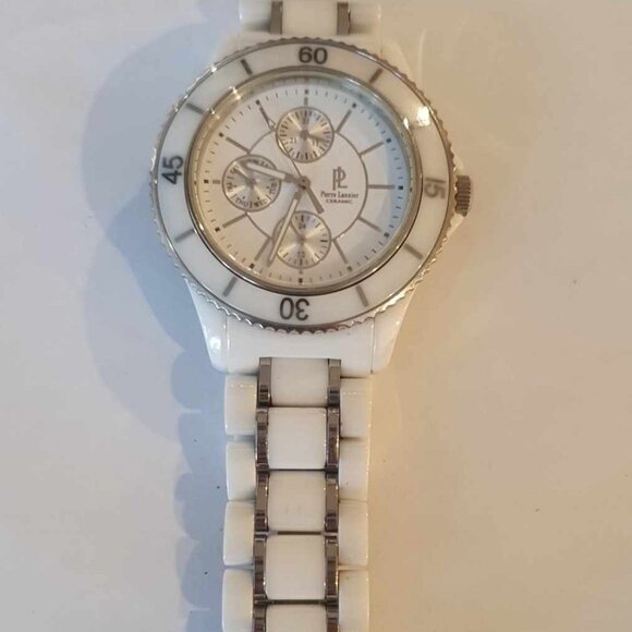 Watch Pierre Lannier - Picture 1 of 3